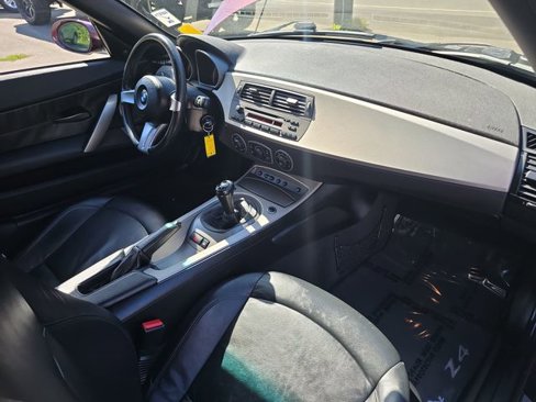 Used 2003 BMW Z4 2.5i image 19