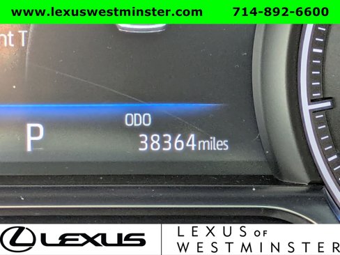 Used 2021 Toyota Venza XLE image 25
