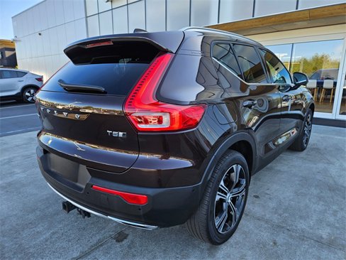 Used 2019 Volvo XC40 T5 Inscription image 5