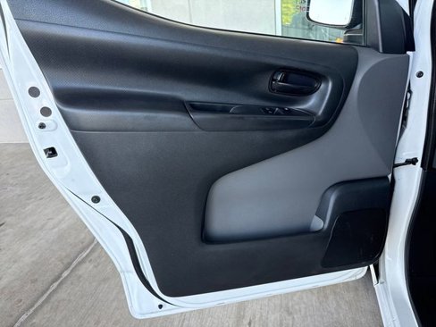 Used 2015 Chevrolet City Express LS image 10