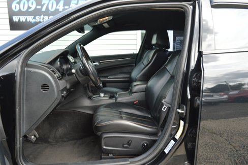 Used 2016 Chrysler 300 S image 9