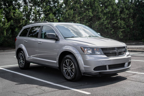 Used 2018 Dodge Journey SE w/ Connectivity Group image 3