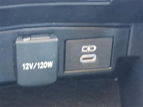 Used 2024 Toyota Corolla LE image 11