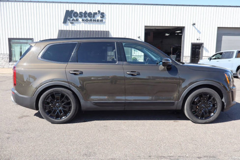 Used 2021 Kia Telluride SX w/ SX Prestige Package image 9