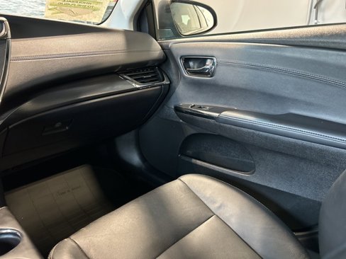 Used 2016 Toyota Avalon XLE Premium image 25