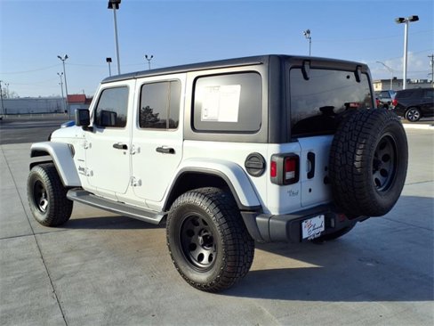 Used 2020 Jeep Wrangler Unlimited Sahara image 7