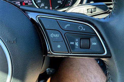 Used 2019 Audi A4 2.0T Premium image 24