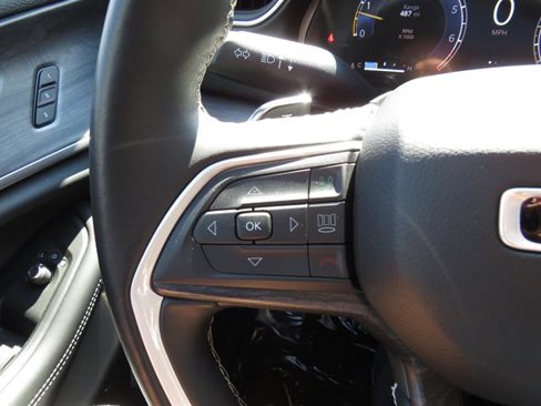 Used 2021 Jeep Grand Cherokee L Limited image 10