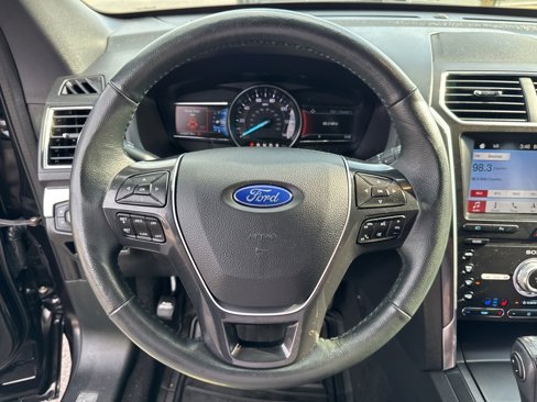 Used 2019 Ford Explorer Limited w/ Class III Trailer Tow Package image 52