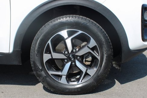Used 2020 Kia Sportage LX image 40