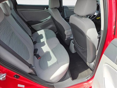 Used 2015 Hyundai Accent GLS image 17