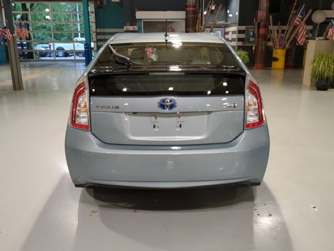 Used 2015 Toyota Prius Two image 9