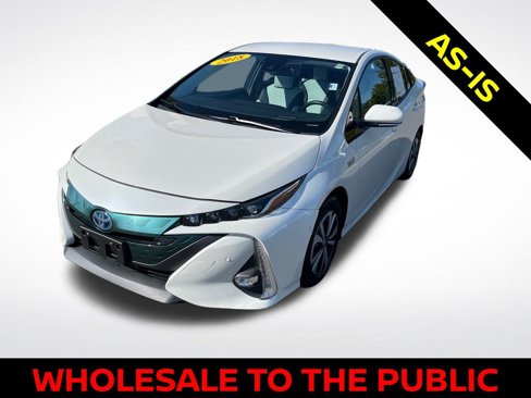 Used 2018 Toyota Prius Prime Advanced image 3