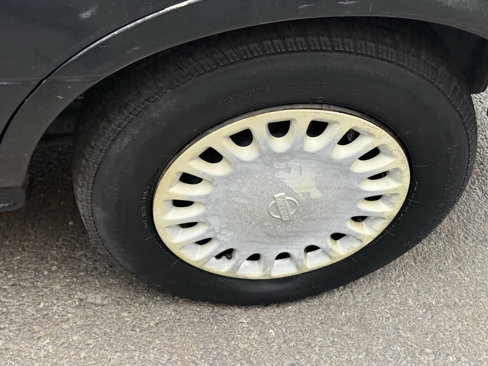 Used 1997 Nissan Sentra XE image 11