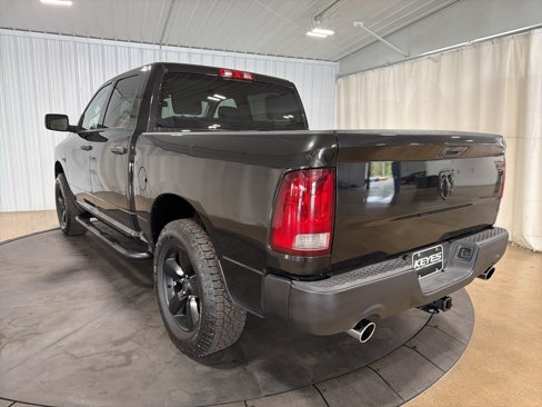Used 2016 RAM 1500 Express w/ Black Ram 1500 Express Group image 6