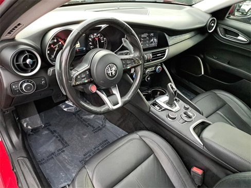 Used 2021 Alfa Romeo Giulia Sprint w/ Sun & Sound Package image 16