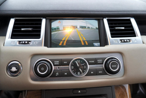 Used 2011 Land Rover Range Rover Sport HSE image 14