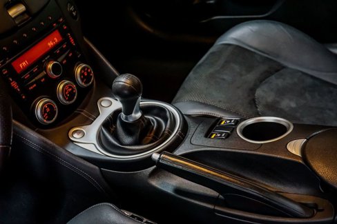 Used 2010 Nissan 370Z Touring image 12