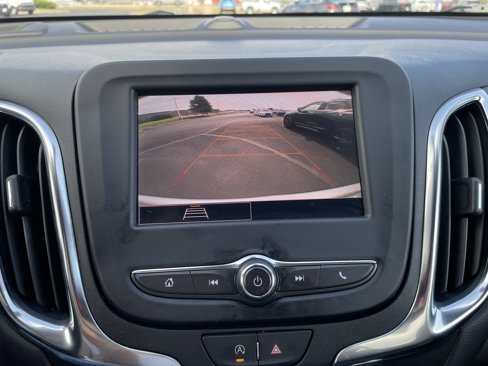 Used 2023 Chevrolet Equinox LT w/ Driver Convenience Package image 14