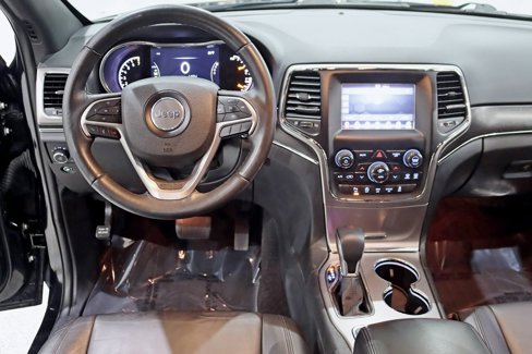 Used 2018 Jeep Grand Cherokee Limited image 14