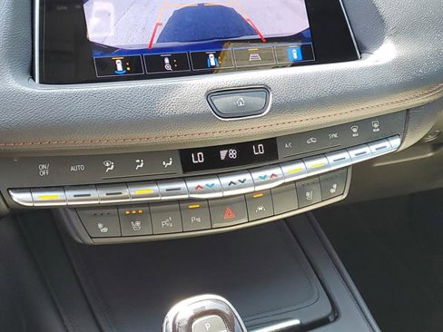 Certified 2022 Cadillac XT4 Sport w/ Comfort Package image 52