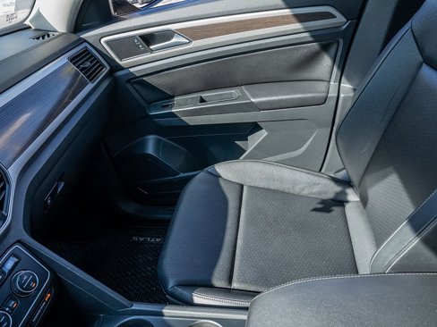 Used 2019 Volkswagen Atlas SE w/ Panoramic Sunroof Package image 31