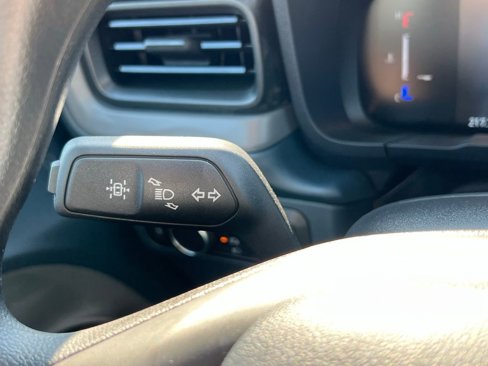 New 2025 Ford Maverick XL image 31