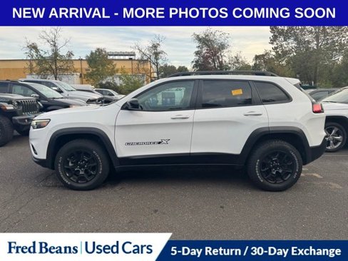 Certified 2022 Jeep Cherokee Latitude w/ Sun & Sound Group image 4