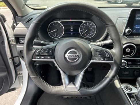 Used 2023 Nissan Sentra SV w/ All-Weather Package image 17
