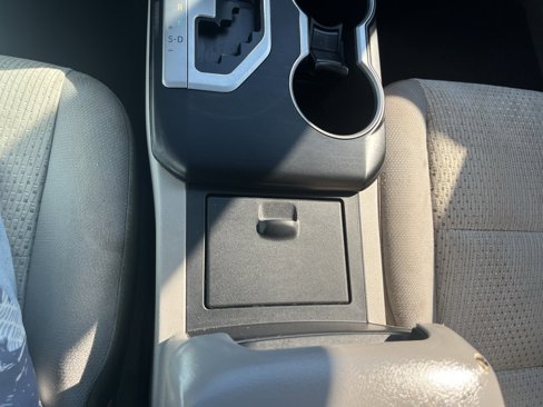 Used 2012 Toyota Camry LE image 12