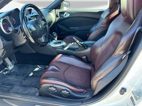 Used 2013 Nissan 370Z Touring w/ Sport Pkg image 8