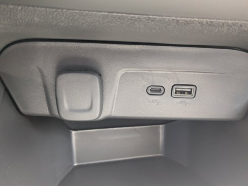 New 2025 Chevrolet Trax RS w/ Driver Confidence Package image 23
