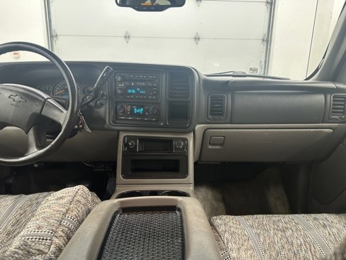 Used 2003 Chevrolet Tahoe LT image 13