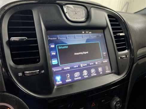 Used 2015 Chrysler 300 S image 13