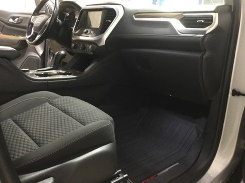 Used 2019 GMC Acadia SLE w/ LPO, Floor Liner Package image 51