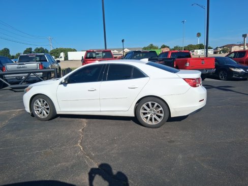 Used 2015 Chevrolet Malibu LT image 8