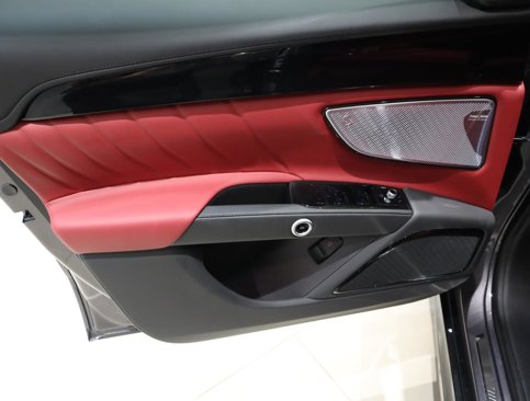 New 2025 Maserati Grecale Modena image 23