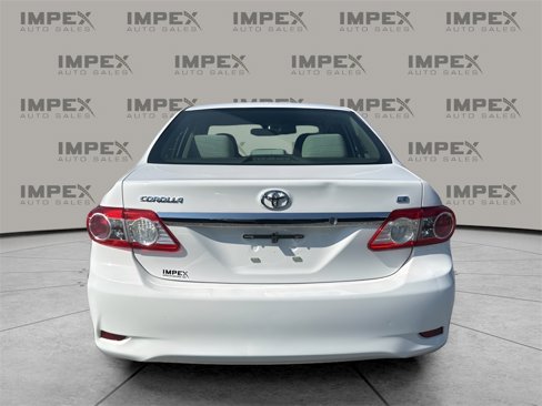 Used 2012 Toyota Corolla LE image 4