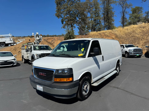 Used 2019 GMC Savana 2500 w/ Driver Convenience Package image 1