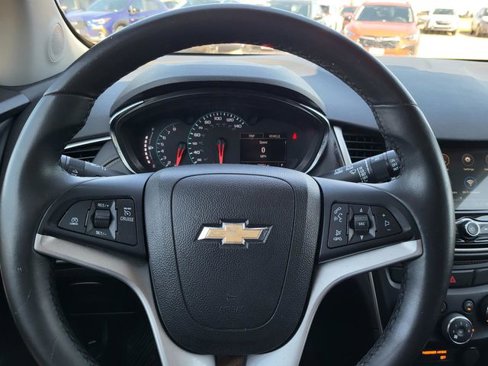 Used 2018 Chevrolet Trax LT w/ Redline Edition image 28