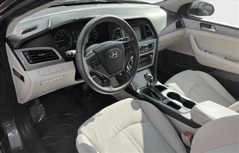 Used 2016 Hyundai Sonata SE image 11
