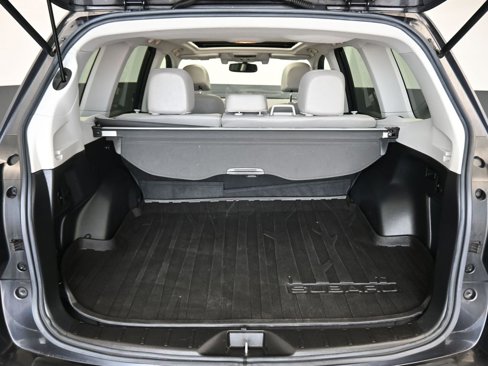Used 2016 Subaru Forester 2.5i Touring w/ Eyesight & Navigation System image 43