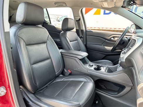 Used 2023 GMC Acadia SLT image 25