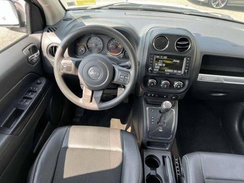 Used 2015 Jeep Compass Sport w/ Power Value Group image 16