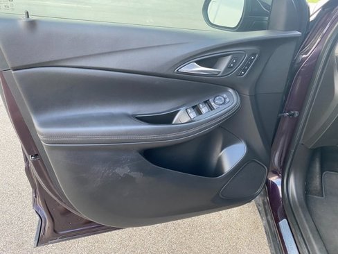 Used 2021 Buick Encore GX Essence image 16