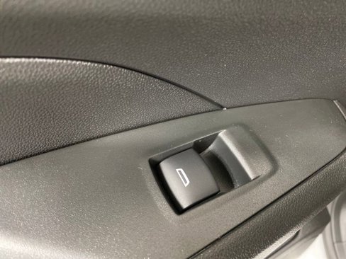 New 2025 Chevrolet Trax LT w/ Driver Confidence Package image 30