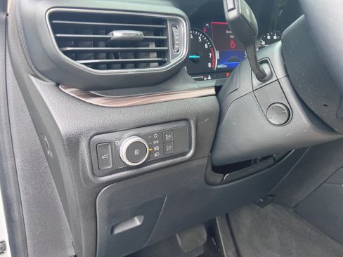 Used 2022 Ford Explorer Limited w/ Equipment Group 301A image 24