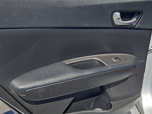 Used 2018 Kia Optima LX image 15