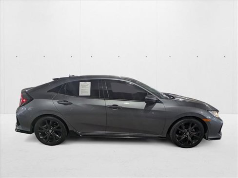 Used 2018 Honda Civic Sport image 4