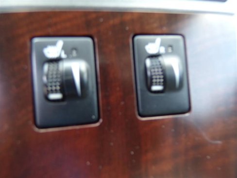 Used 2009 Toyota Venza Limited w/ Comfort Pkg image 34